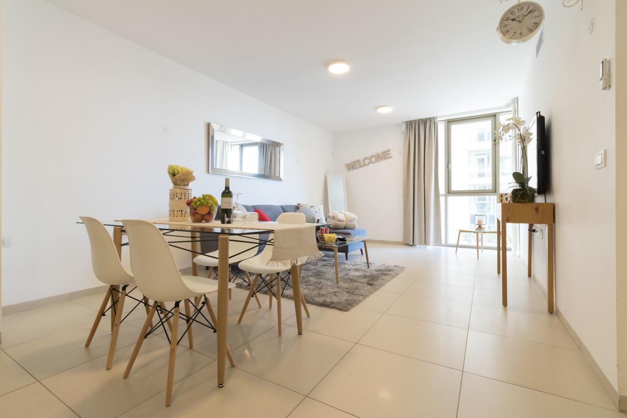 Luxury One-Bedroom Apartment/Parking In City Center Jerusalem Exterior foto