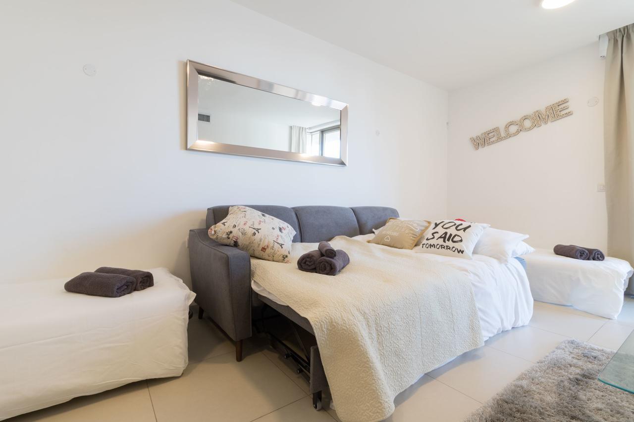 Luxury One-Bedroom Apartment/Parking In City Center Jerusalem Exterior foto