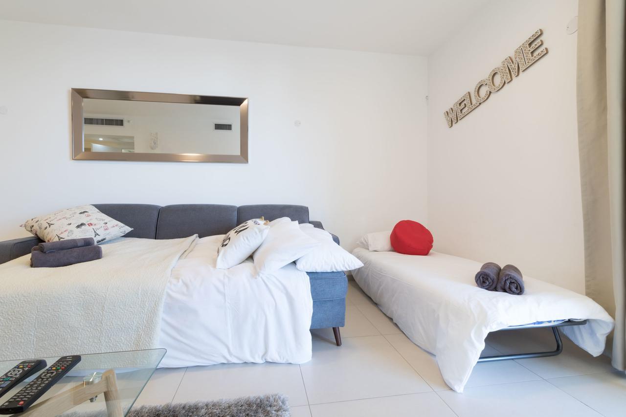 Luxury One-Bedroom Apartment/Parking In City Center Jerusalem Exterior foto