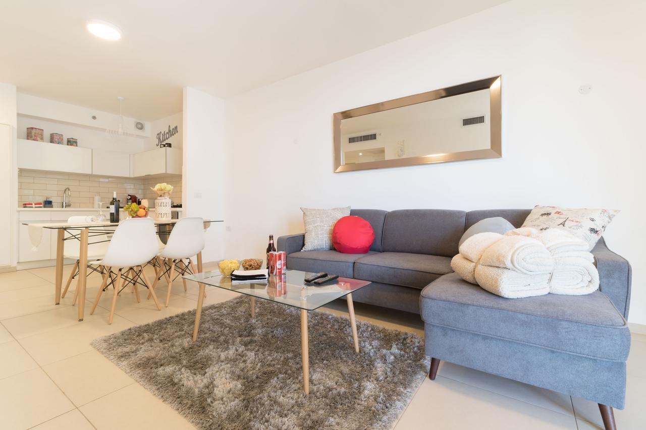 Luxury One-Bedroom Apartment/Parking In City Center Jerusalem Exterior foto