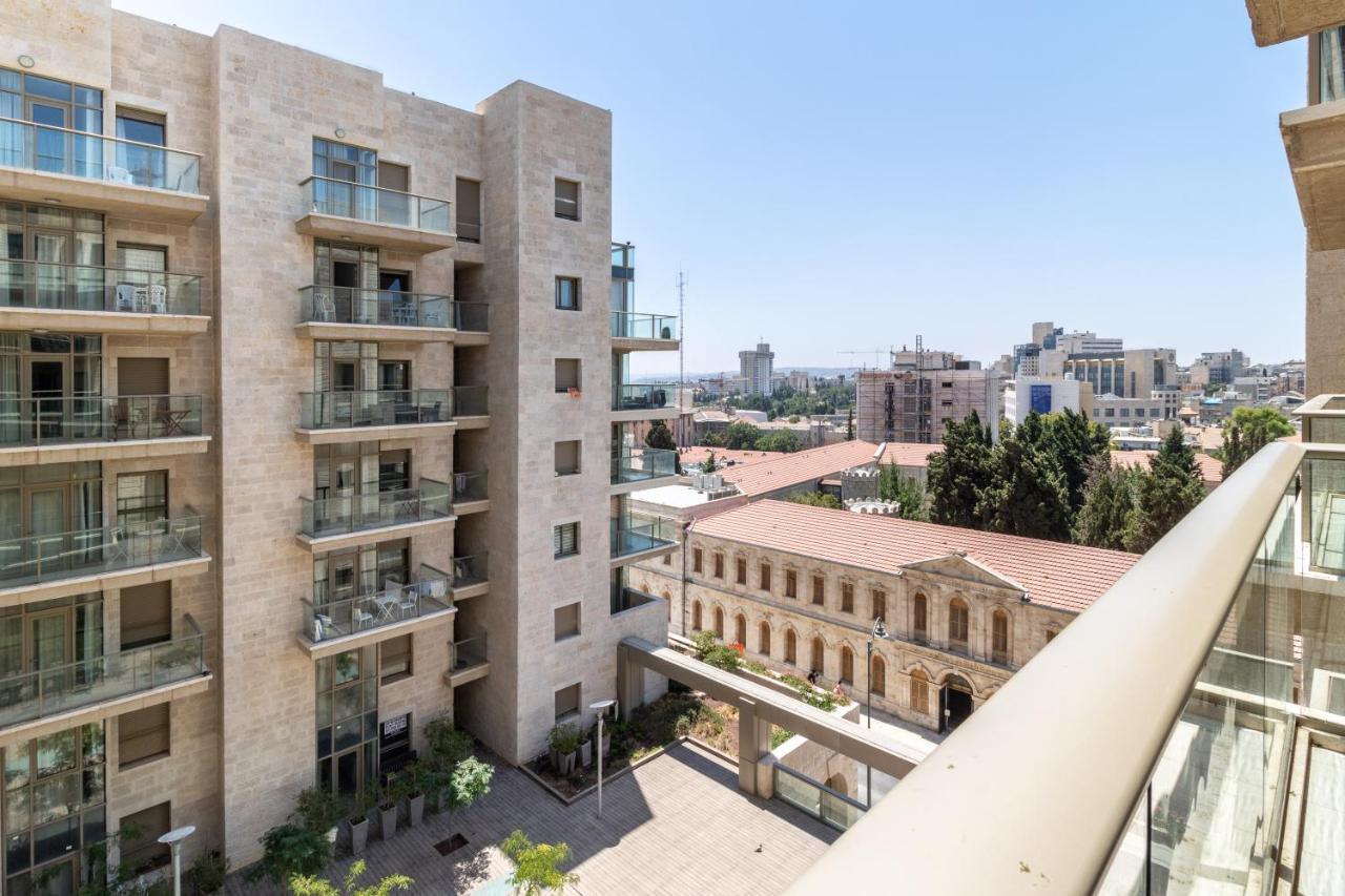 Luxury One-Bedroom Apartment/Parking In City Center Jerusalem Exterior foto